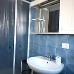 M144 - Marcelli, Trilocale Con Giardino A 100mt Dal Mare Marcelli