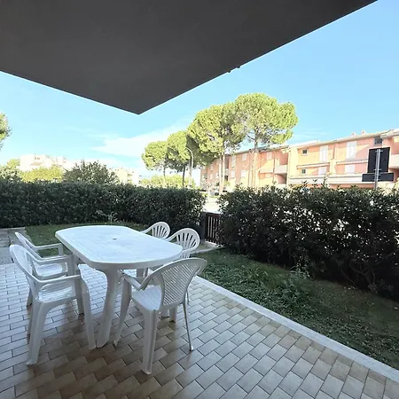 M144 - Marcelli, Trilocale Con Giardino A 100mt Dal Mare * מרצ'לי
