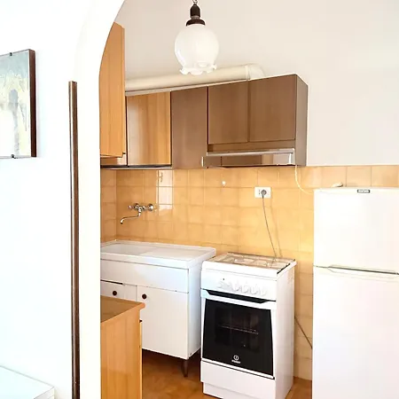 M144 - Marcelli, Trilocale Con Giardino A 100mt Dal Mare * Marcelli