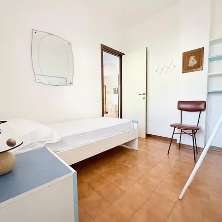 M144 - Marcelli, Trilocale Con Giardino A 100mt Dal Mare Διαμέρισμα *