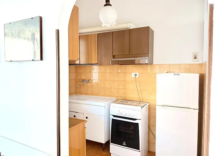 M144 - Marcelli, Trilocale Con Giardino A 100mt Dal Mare * Marcelli